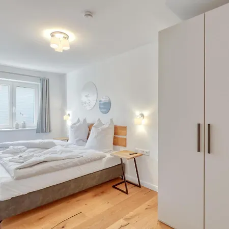 6 Bedroom Stunning In